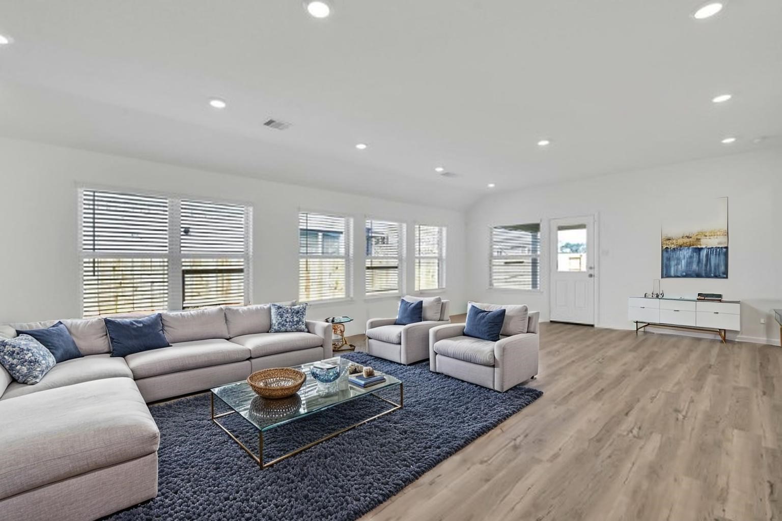 3806 Rock Ledge Drive Rosenberg, TX 77469 - Photo 6 of 23 Open living area with wide layout and excellent natural light.