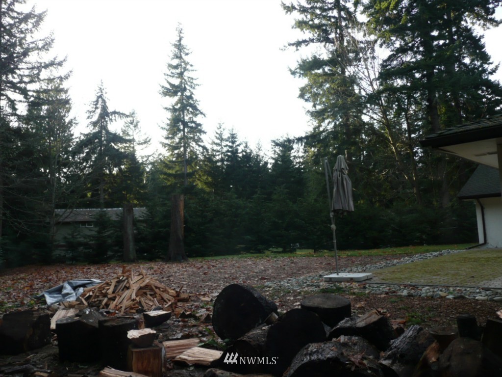 5912 143rd Street Southwest Edmonds, WA 98026 - Photo 2 of 13 Gallery Image 2