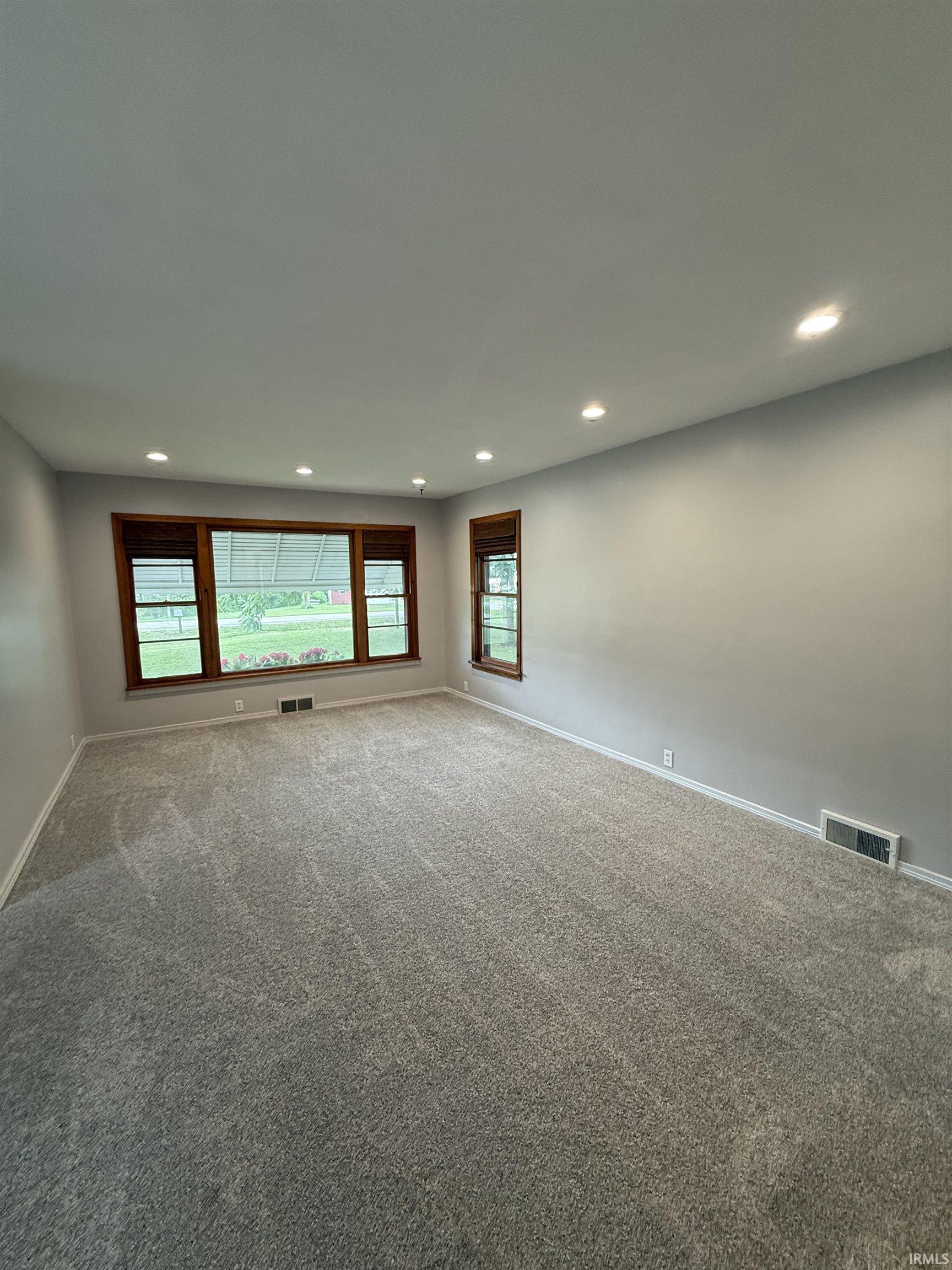 1145 South Wayne Street Waterloo, IN 46793 - Photo 5 of 18 Gallery Image 5