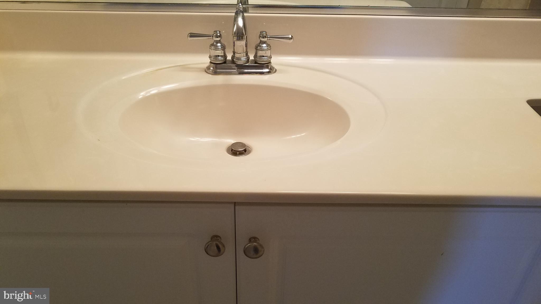 851 North Glebe Road, Unit 1015 Arlington, VA 22203 - Photo 11 of 29 a close view of a sink