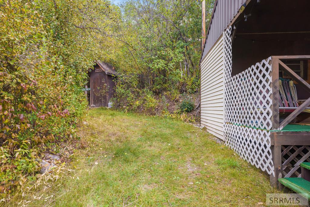 209 Lakeview Drive Irwin, ID 83428 - Photo 33 of 41