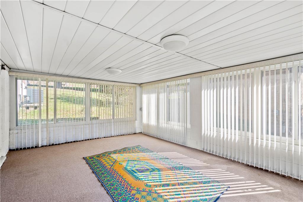 1072 Brinton Road Pittsburgh, PA 15221 - Photo 21 of 25 Gallery Image 21