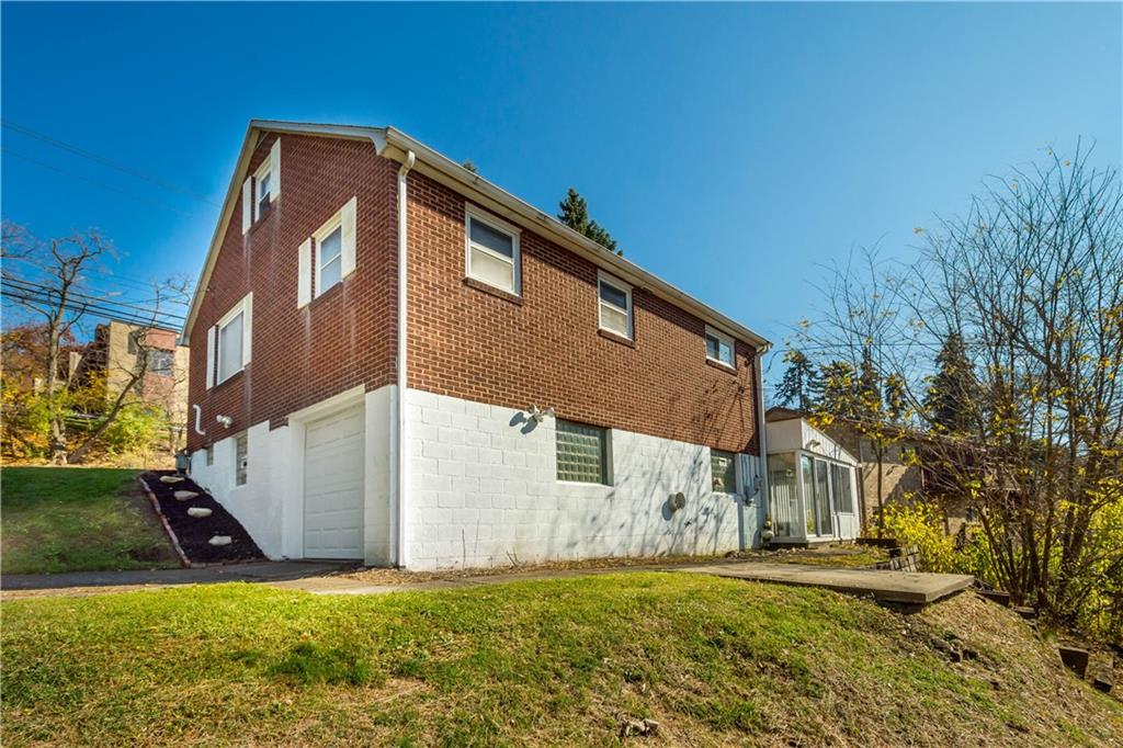 1072 Brinton Road Pittsburgh, PA 15221 - Photo 24 of 25 Gallery Image 24