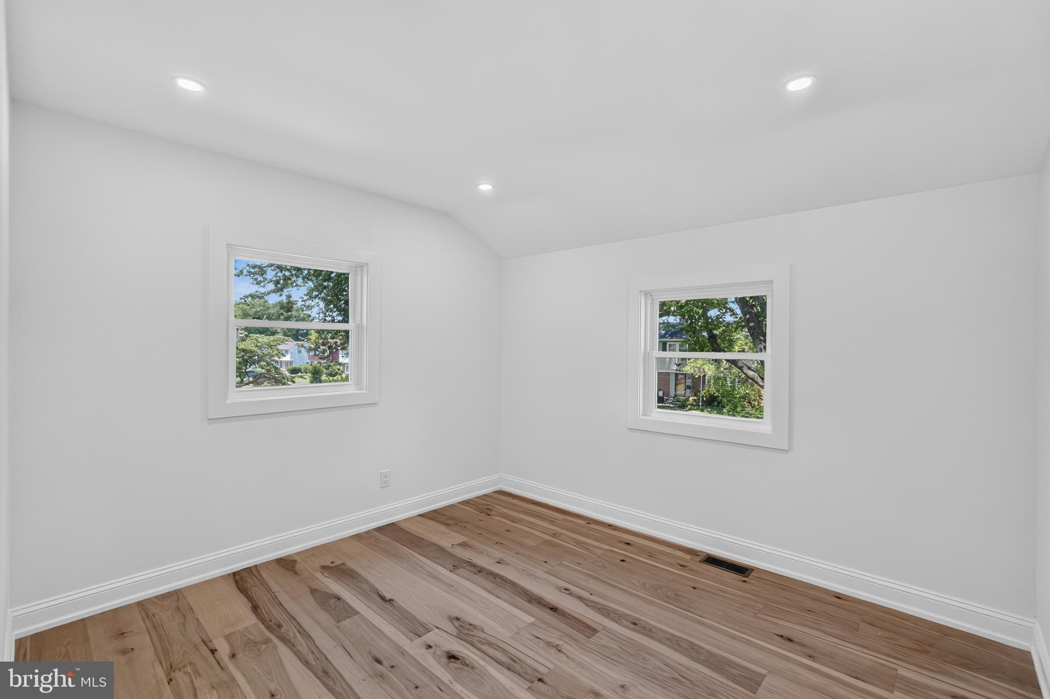 423 Old Fort Road King of Prussia, PA 19406 - Photo 13 of 19