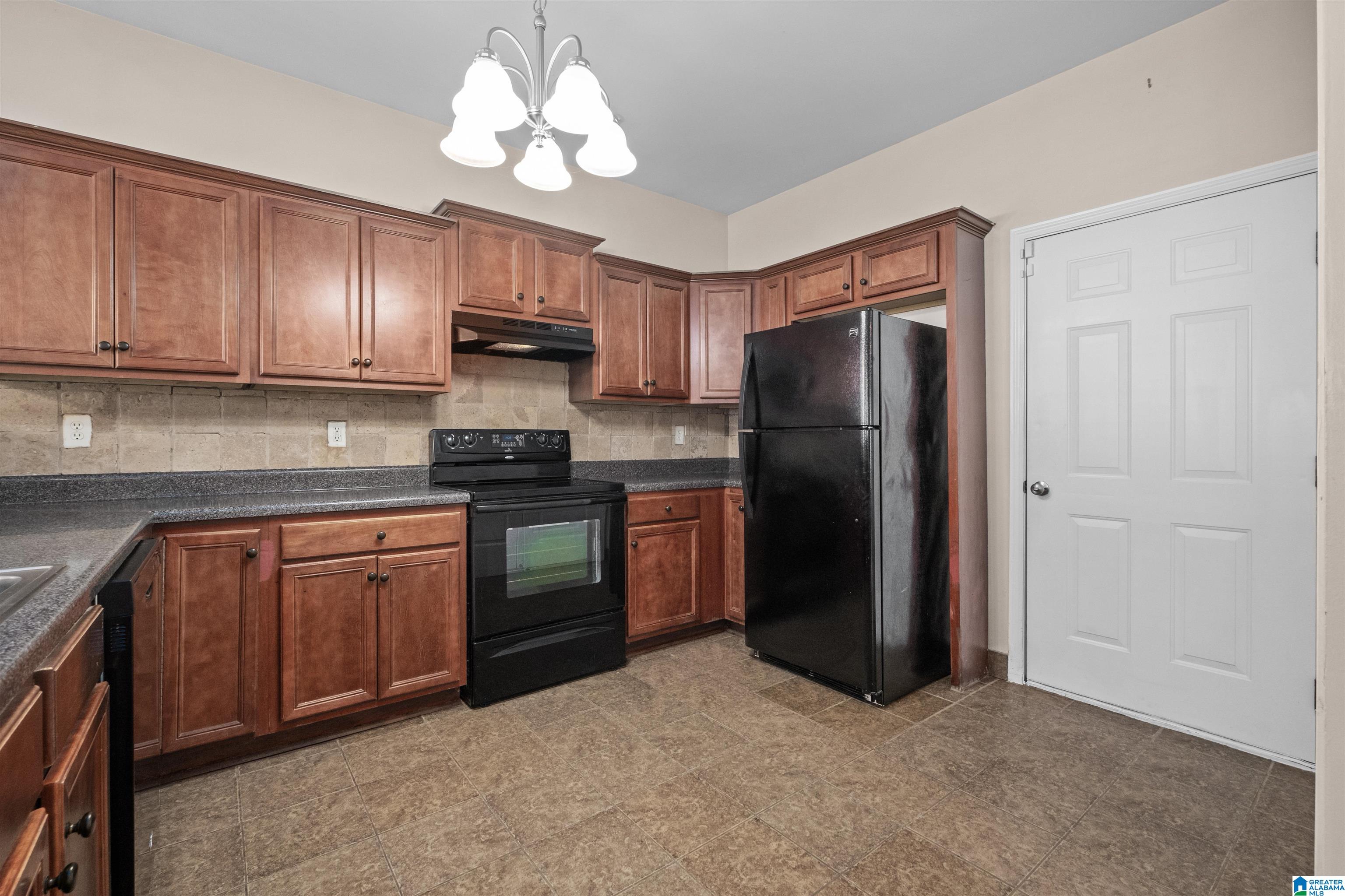 142 Merrimeadows Drive Calera, AL 35040 - Photo 9 of 31