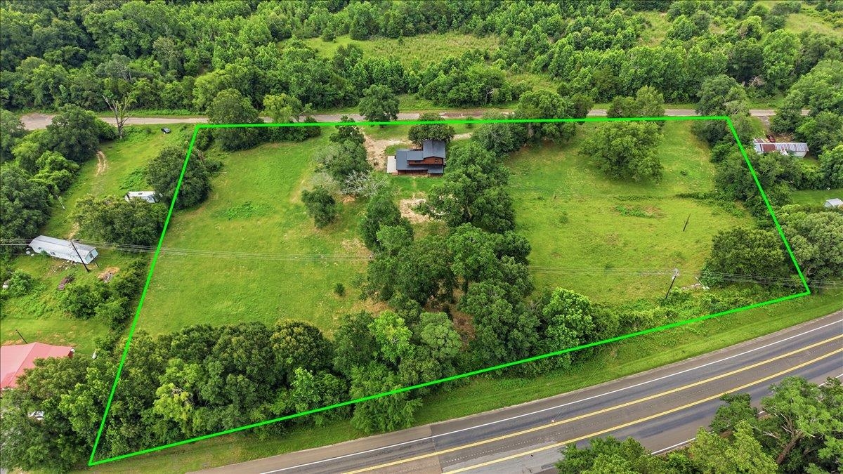 264 County Road 4058 Call, TX 75933 - Photo 2 of 27