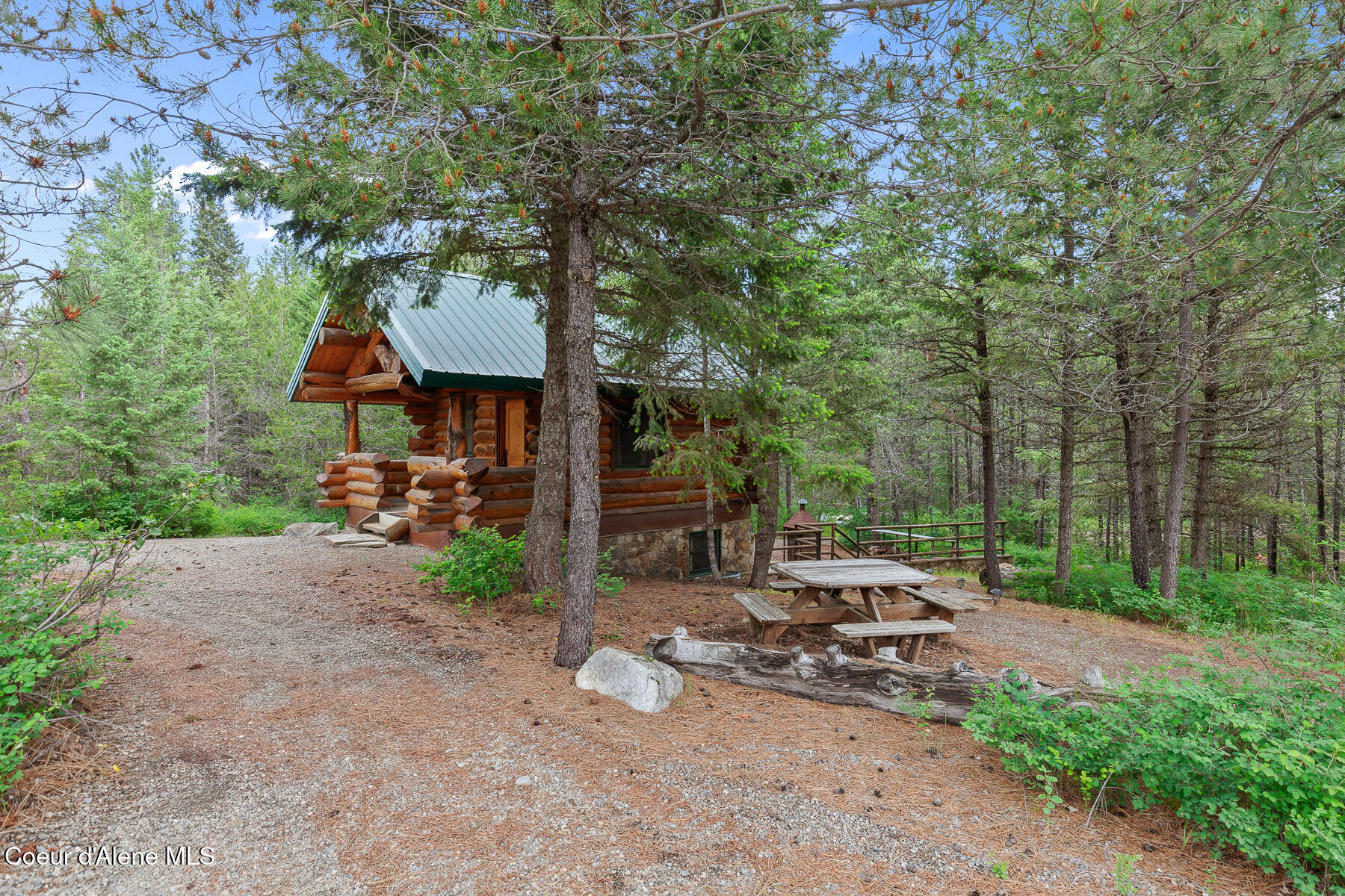 31756 North Riffle Road Spirit Lake, ID 83869 - Photo 38 of 48 Nice setup