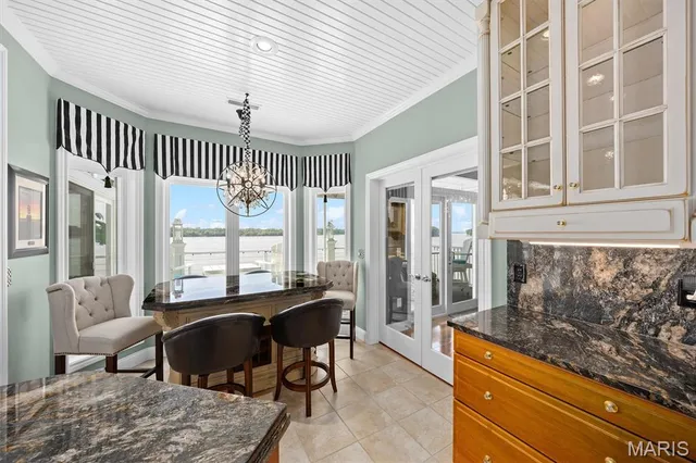 $600,000 | 807 B Wind Rivers Drive, Unit B, Grafton, IL 62037