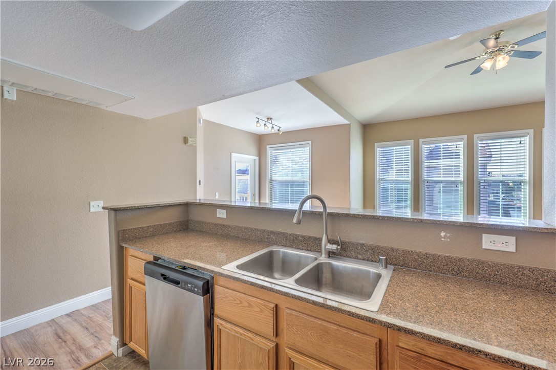 10550 West Alexander Road, Unit 2046 Las Vegas, NV 89129 - Photo 14 of 35