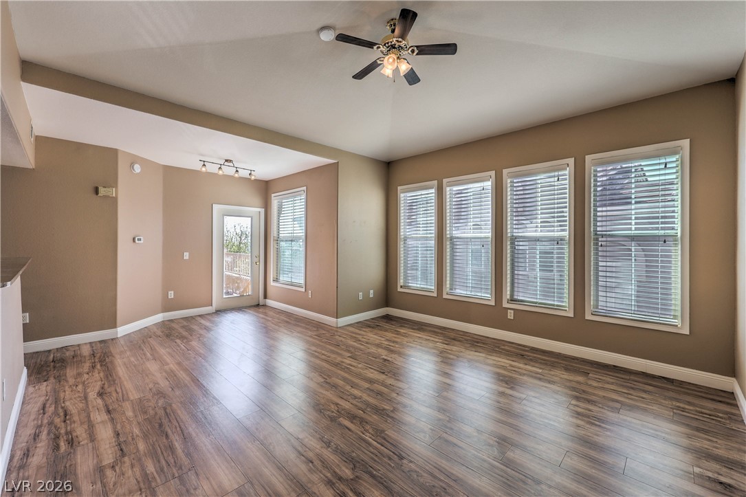 10550 West Alexander Road, Unit 2046 Las Vegas, NV 89129 - Photo 7 of 35