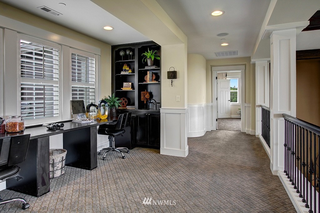 9818 Northeast 162nd Street Bothell, WA 98011 - Photo 13 of 15 Gallery Image 13