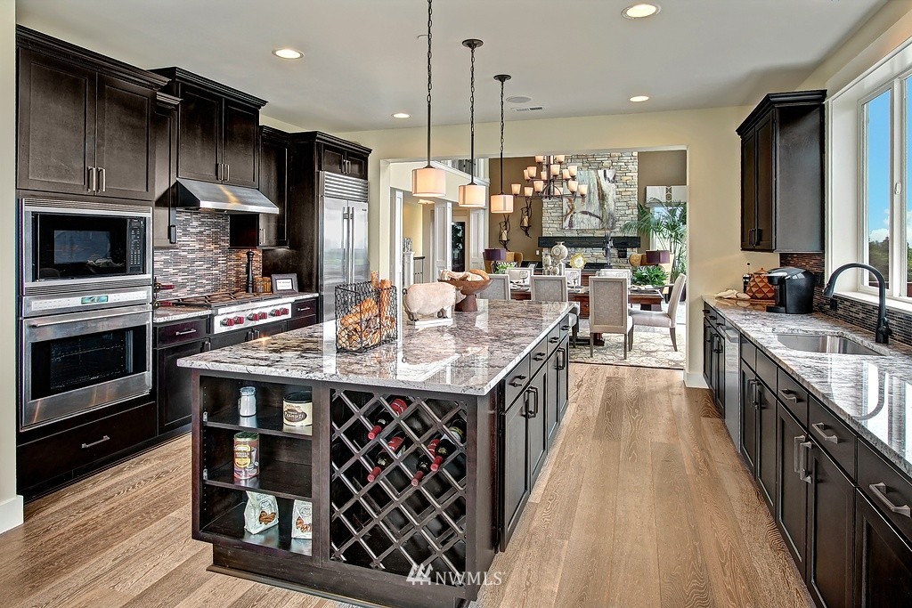 9818 Northeast 162nd Street Bothell, WA 98011 - Photo 9 of 15 Gallery Image 9