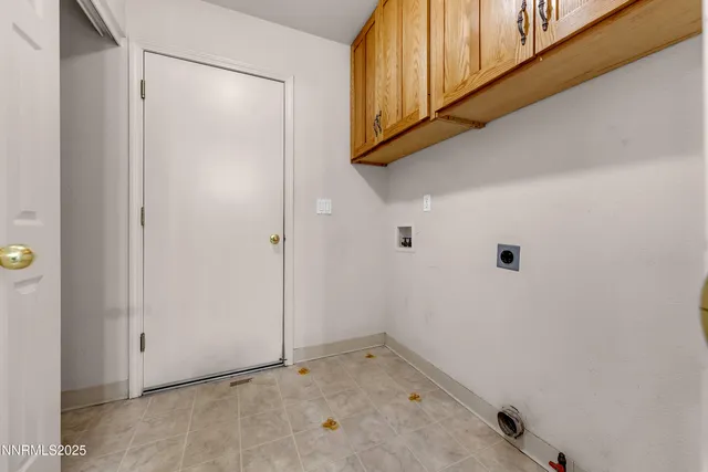 a view of room with window