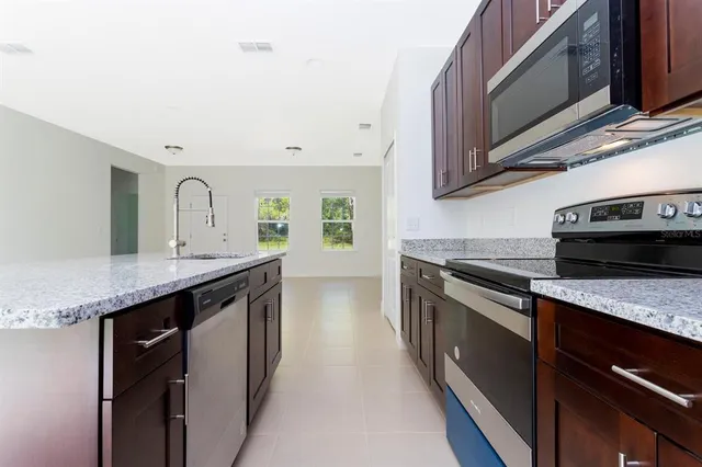 $1,750 | 16849 Southwest 47th Court Road, Ocala, FL 34473