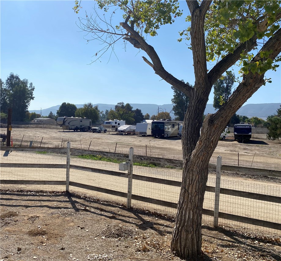 24420 Matteson Road Murrieta, CA 92562 - Photo 4 of 4