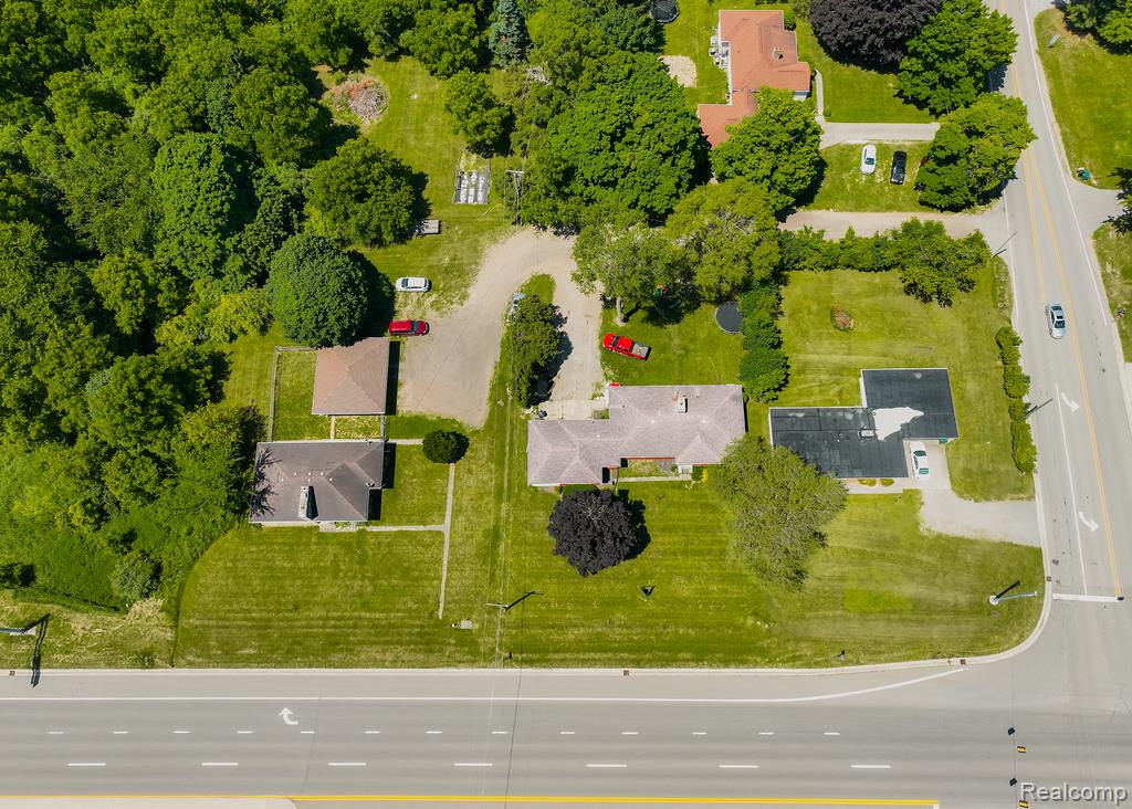 1224 South Lapeer Road Lapeer, MI 48446 - Photo 4 of 31