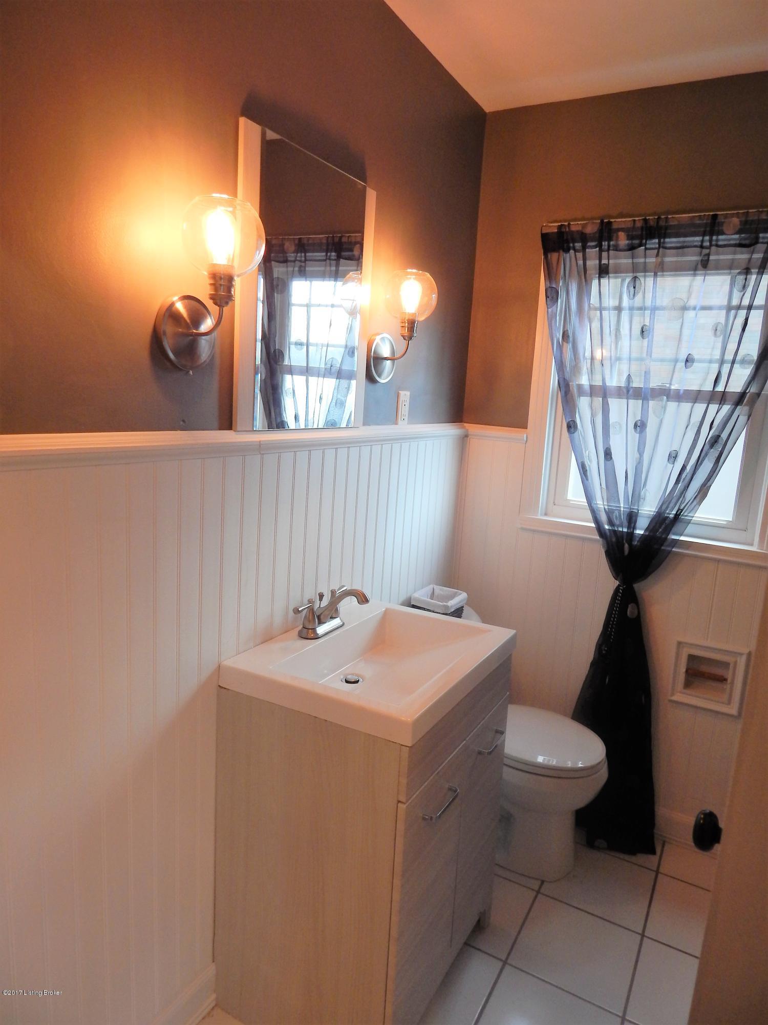 1846 Gresham Road Louisville, KY 40205 - Photo 22 of 35 07-1