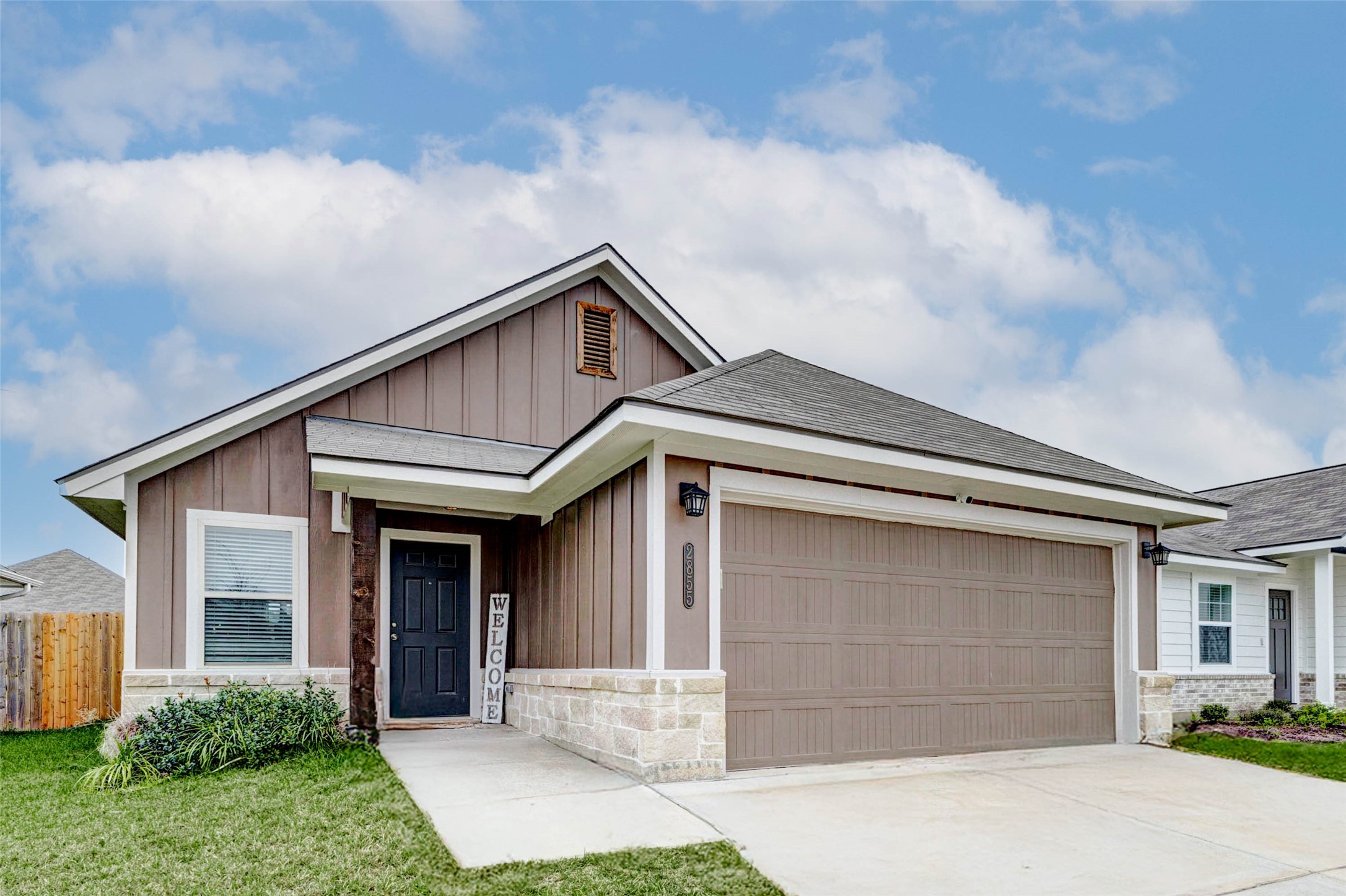 2855 Messenger Way Bryan, TX 77803 - Photo 2 of 24 Gallery Image 2