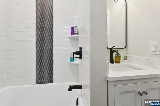 $1,149,000 | 567 South Broad Street, Glen Rock, NJ 07452