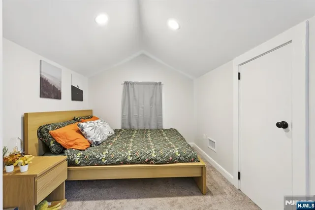 $1,149,000 | 567 South Broad Street, Glen Rock, NJ 07452