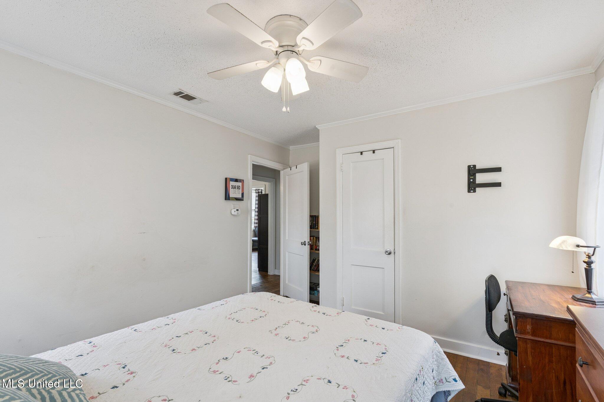 1500 Miller Street Biloxi, MS 39530 - Photo 7 of 18 007