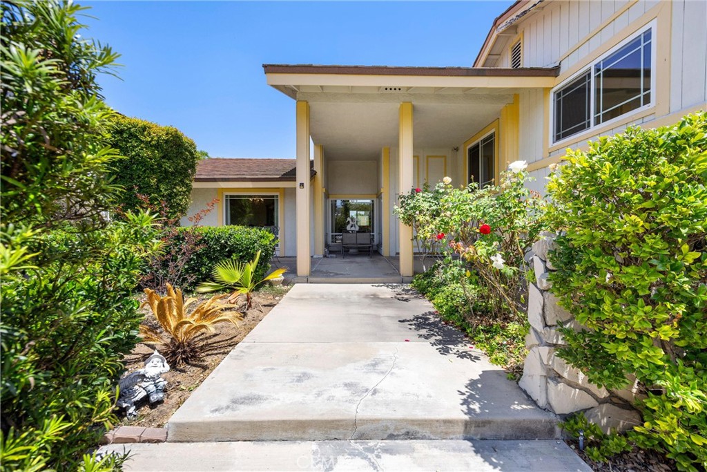 2132 Camino Rey Fullerton, CA 92833 - Photo 7 of 60 Walkway to entrance