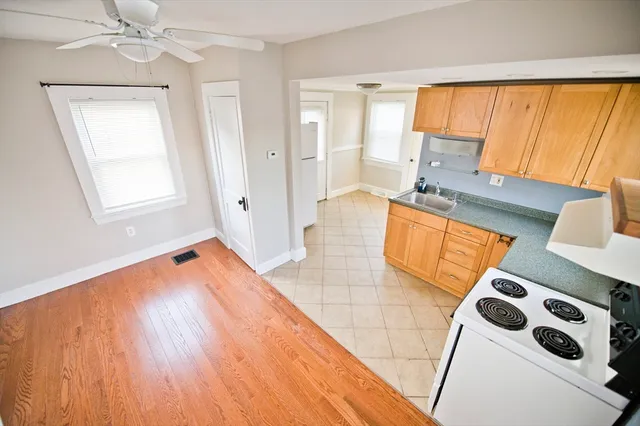 $1,900 | 36 Turner Street, Unit R, Quincy, MA 02169