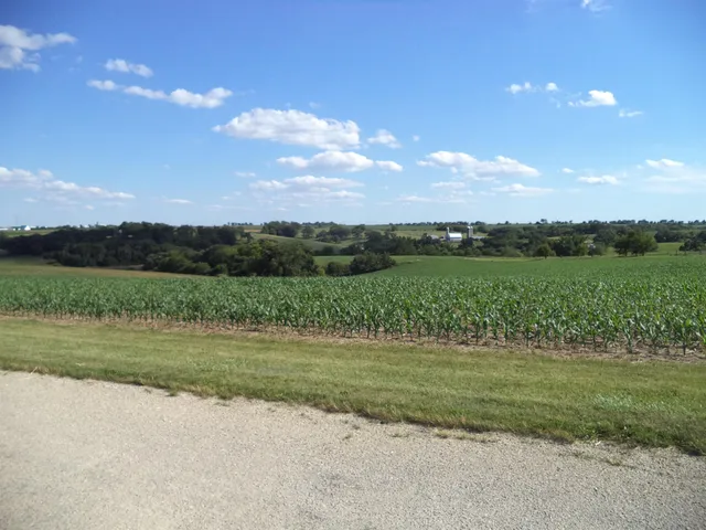 $137,940 | 6.27-ac Stonewood Lane, Darlington, WI 53530