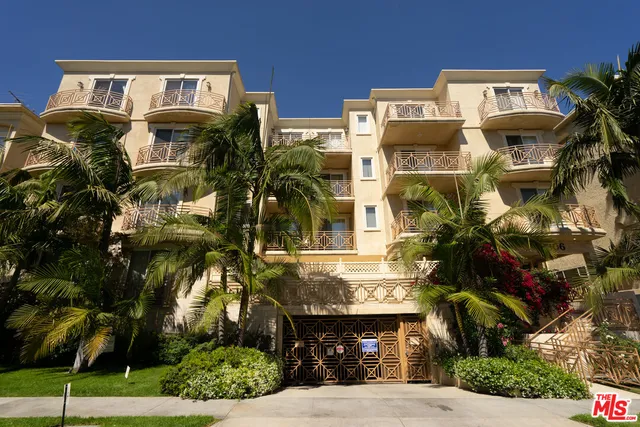 $5,500 | 2306 Fox Hills Drive, Unit 201, Los Angeles, CA 90064