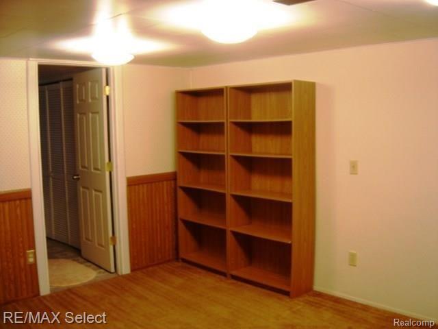 7021 Brewer Road Flint, MI 48507 - Photo 9 of 23 DSC02626.JPG