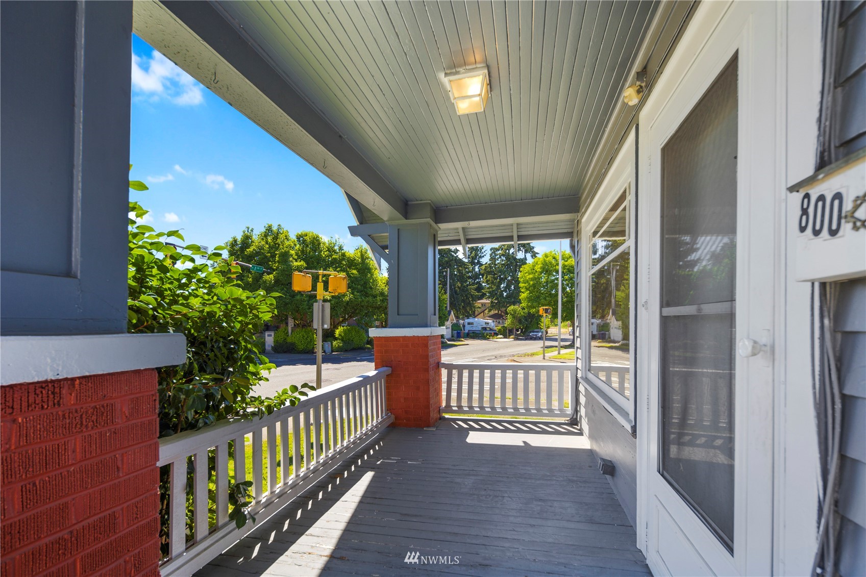 800 North 3rd Street Renton, WA 98057 - Photo 18 of 20 a view of a porch