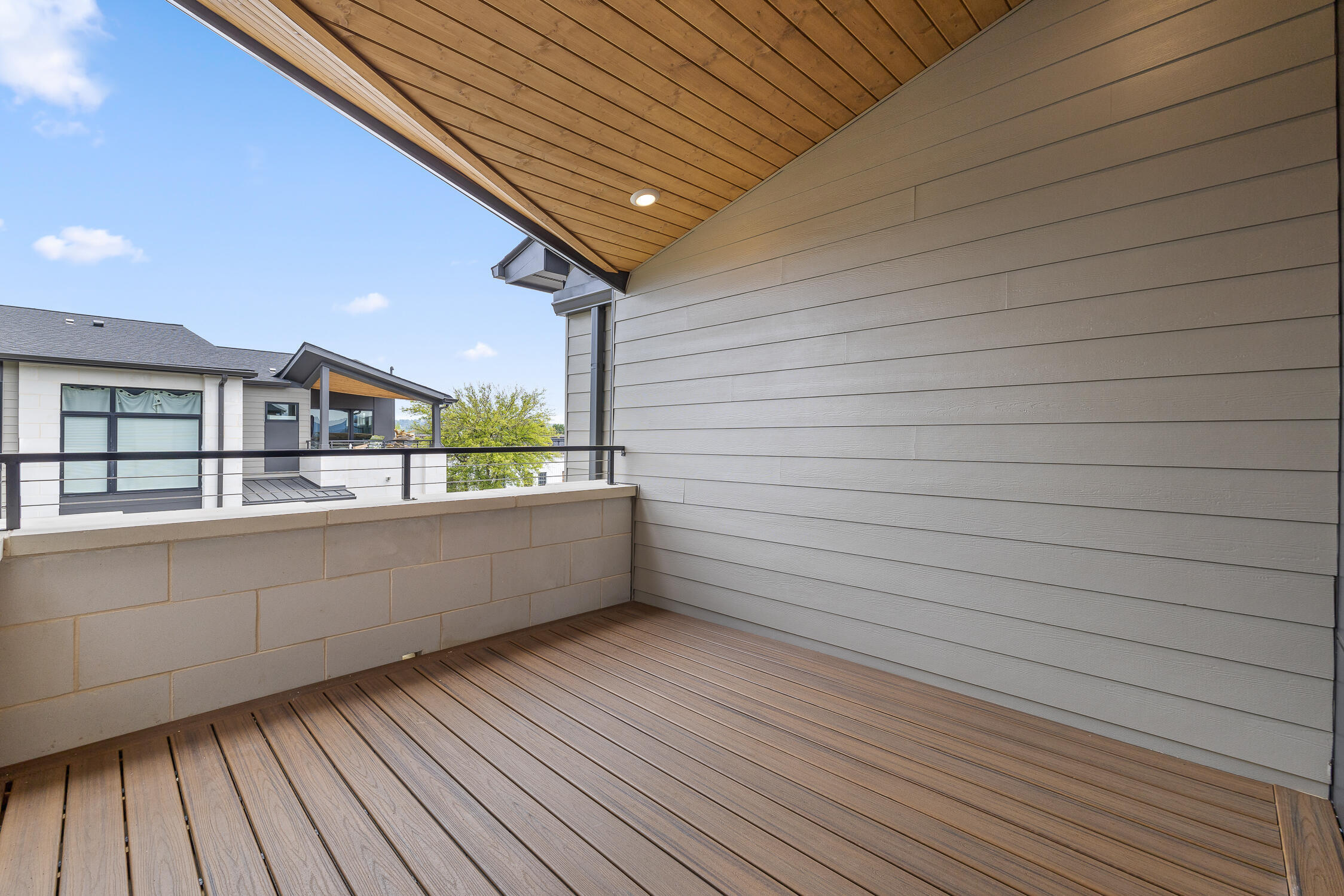 757 Burnside Place Chattanooga, TN 37408 - Photo 28 of 31 Patio 1