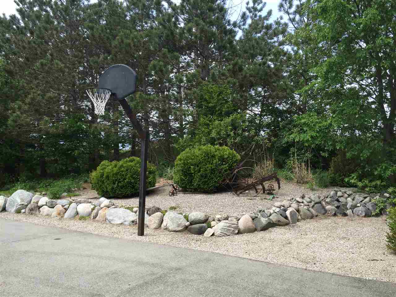 9090 South Coleman Road Maple City, MI 49664 - Photo 71 of 78 1829147-72.JPG