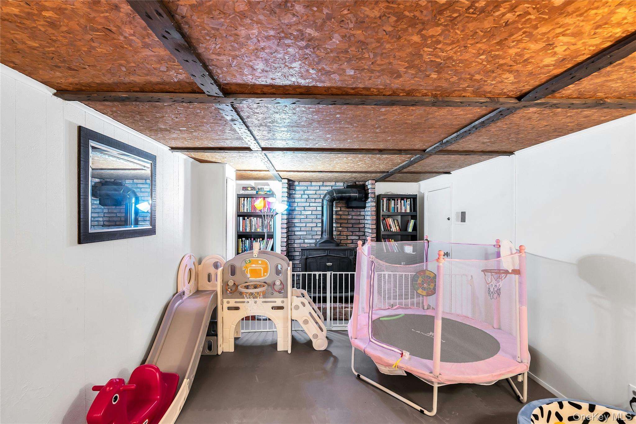 53 Calvert Avenue Commack, NY 11725 - Photo 23 of 25 a room with musical instruments