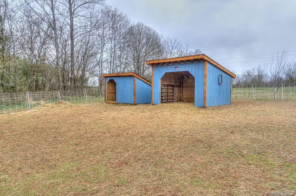 2080 Sandy Springs Road Mocksville, NC 27028 - Photo 5 of 48 Gallery Image 5