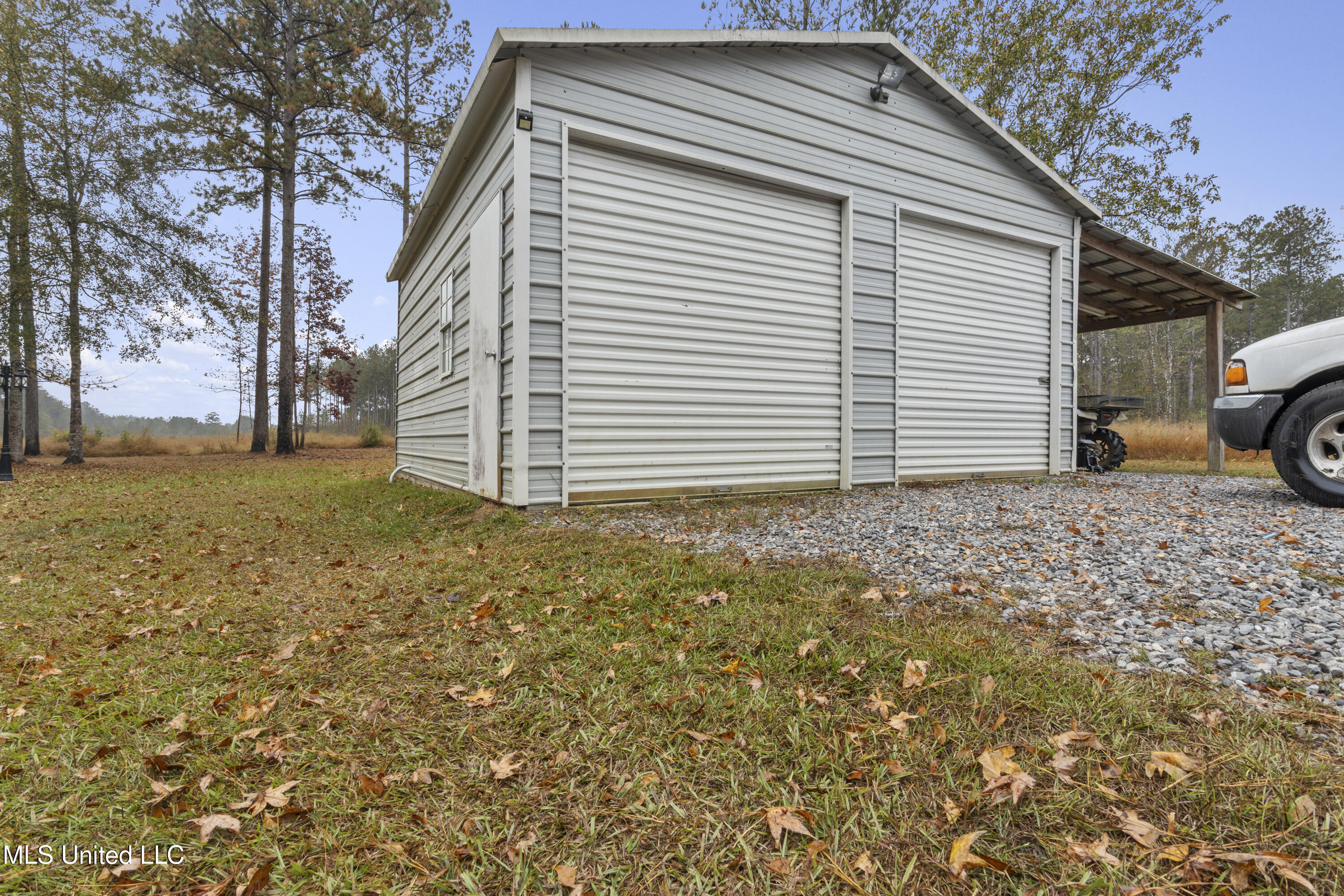 6294 Salem Road McLain, MS 39456 - Photo 37 of 43 037