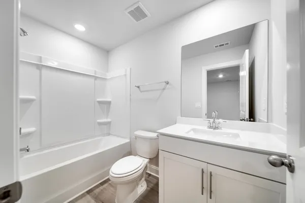 $2,200 | 204 Douglas Bend Road, Unit 404, Gallatin, TN 37066