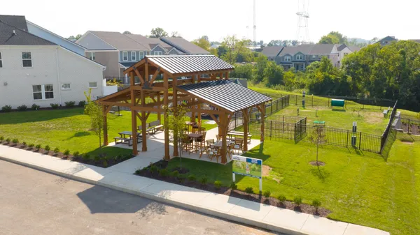 $2,200 | 204 Douglas Bend Road, Unit 404, Gallatin, TN 37066