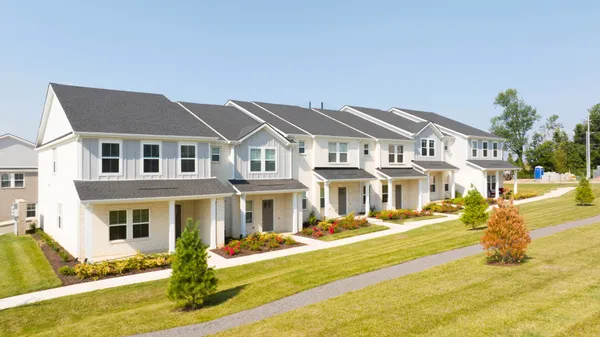 $2,200 | 204 Douglas Bend Road, Unit 404, Gallatin, TN 37066