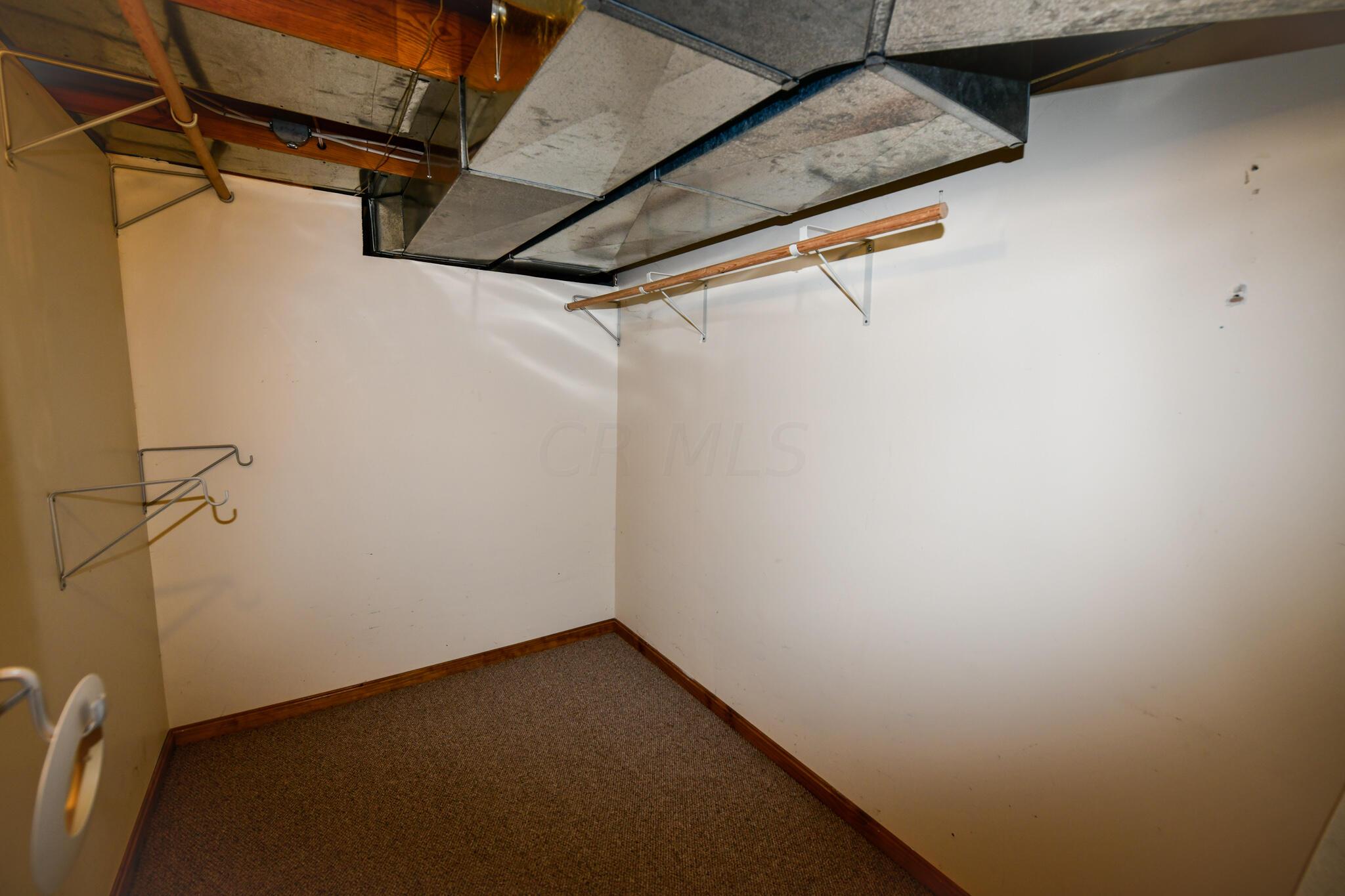 15743 Hagenderfer Road Plain City, OH 43064 - Photo 40 of 49 Walk-In Closet: 6'x9.5'