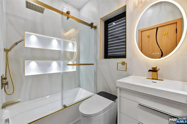 $1,199,000 | 482 John F. Kennedy Boulevard, Bayonne, NJ 07002