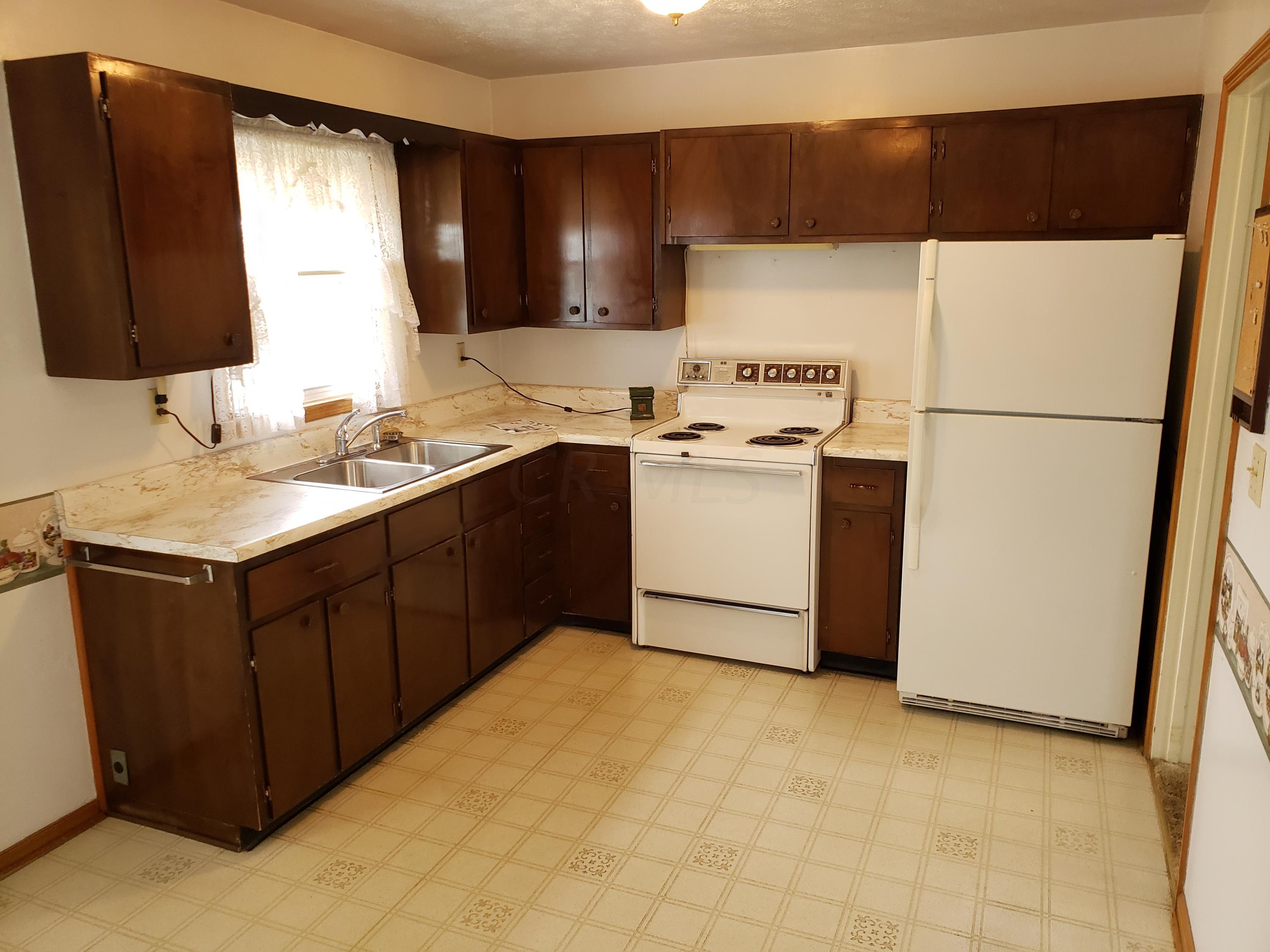 1485 Hamburg Road Southwest Lancaster, OH 43130 - Photo 9 of 24 Gallery Image 9