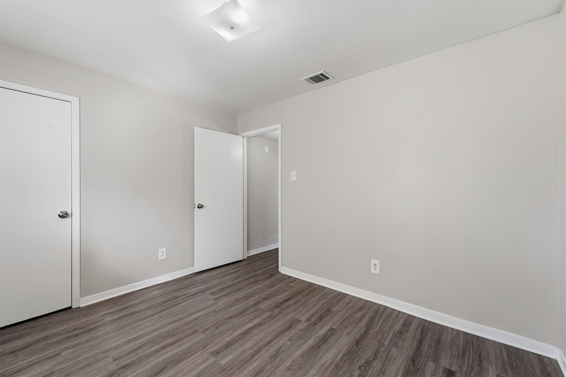 10407 Lantry Way Houston, TX 77038 - Photo 21 of 27