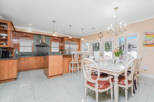 $2,050,000 | 90 Giegerich Avenue | Tottenville