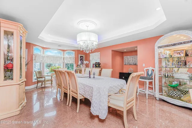 $2,050,000 | 90 Giegerich Avenue | Tottenville