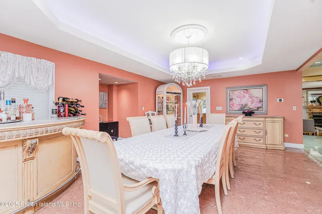 $2,050,000 | 90 Giegerich Avenue | Tottenville