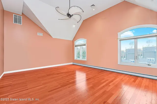 $2,050,000 | 90 Giegerich Avenue | Tottenville