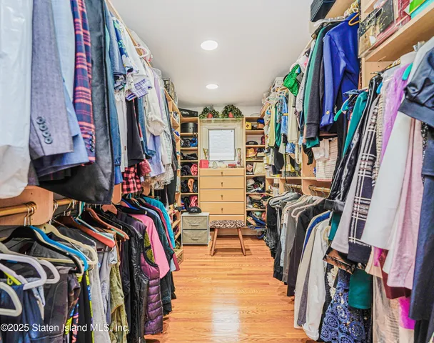 $2,050,000 | 90 Giegerich Avenue | Tottenville