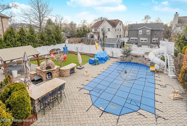 $2,050,000 | 90 Giegerich Avenue | Tottenville