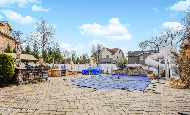 $2,050,000 | 90 Giegerich Avenue | Tottenville